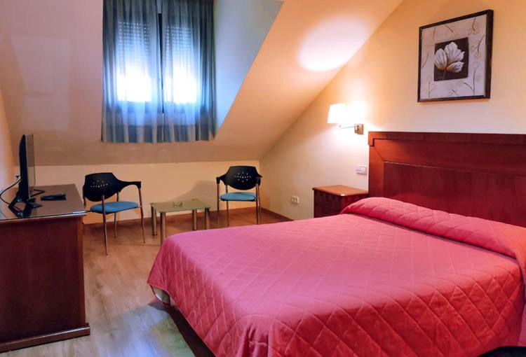 Hostal Plaza Mayor Торрехон-де-Ардос Екстер'єр фото