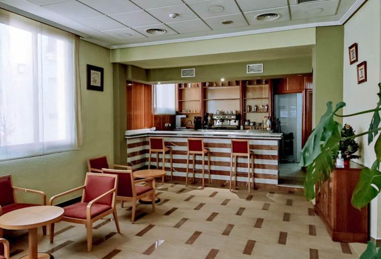 Hostal Plaza Mayor Торрехон-де-Ардос Екстер'єр фото