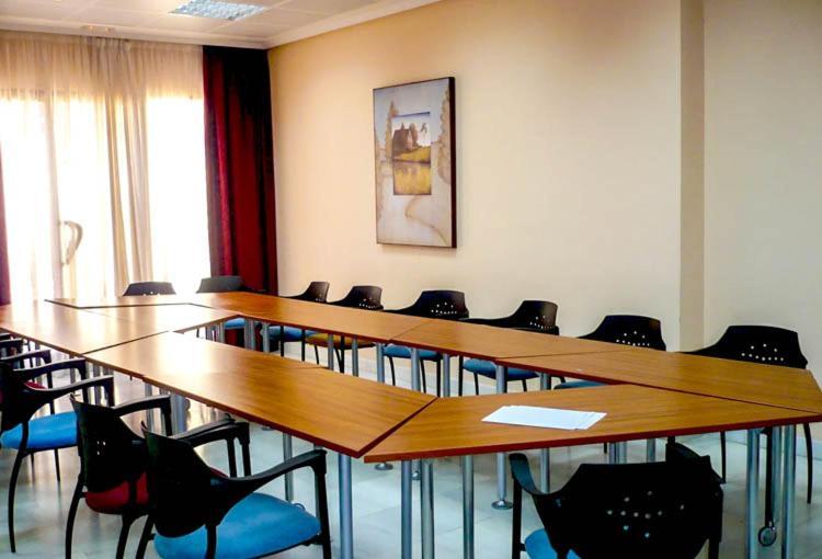Hostal Plaza Mayor Торрехон-де-Ардос Екстер'єр фото
